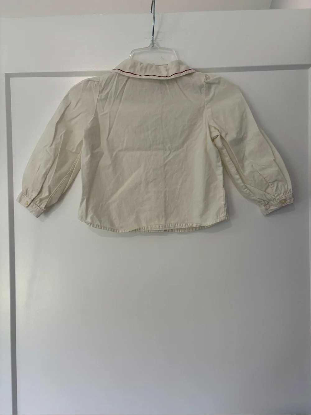 Gymboree Long sleeve Ivory Button up With Red bow embroidered collar 3t